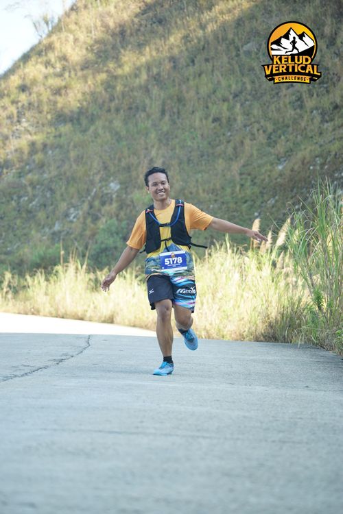 Race photo from Kelud Vertical Challenge 2024