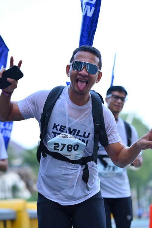 Race photo from KEMLU RUN 2025