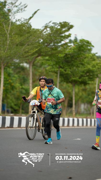 Race photo from Arutmin Borneo Run 2024