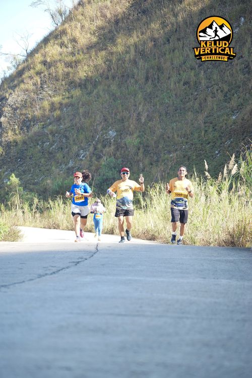 Race photo from Kelud Vertical Challenge 2024