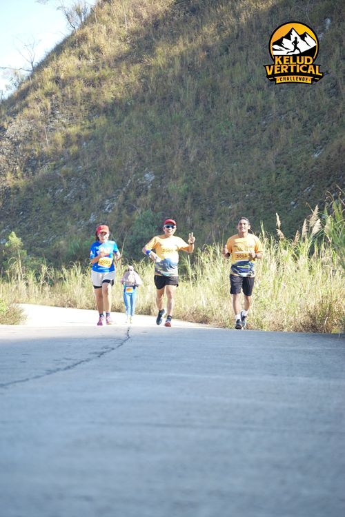 Race photo from Kelud Vertical Challenge 2024