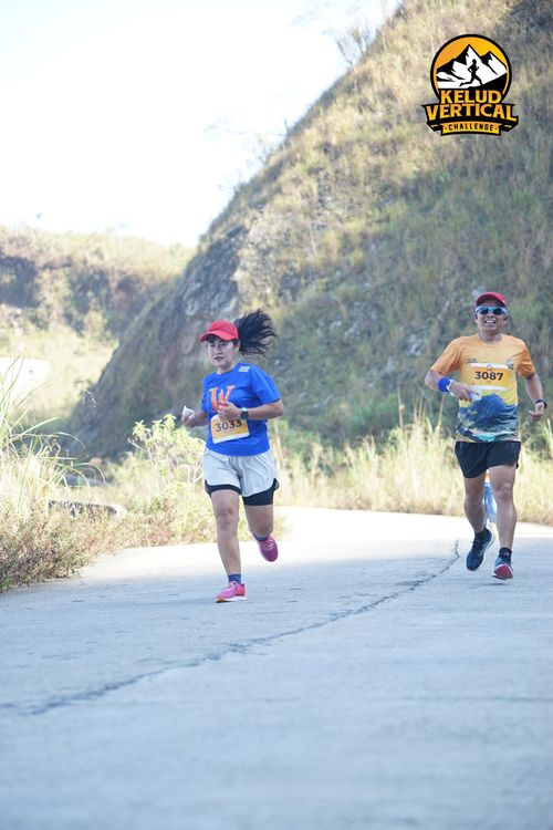Race photo from Kelud Vertical Challenge 2024