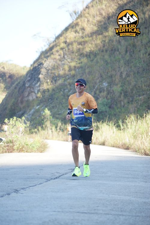 Race photo from Kelud Vertical Challenge 2024