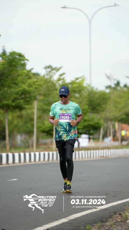 Race photo from Arutmin Borneo Run 2024