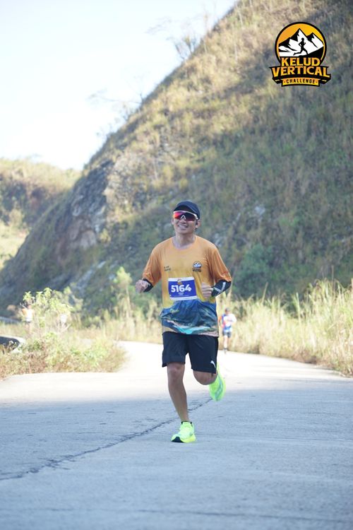 Race photo from Kelud Vertical Challenge 2024