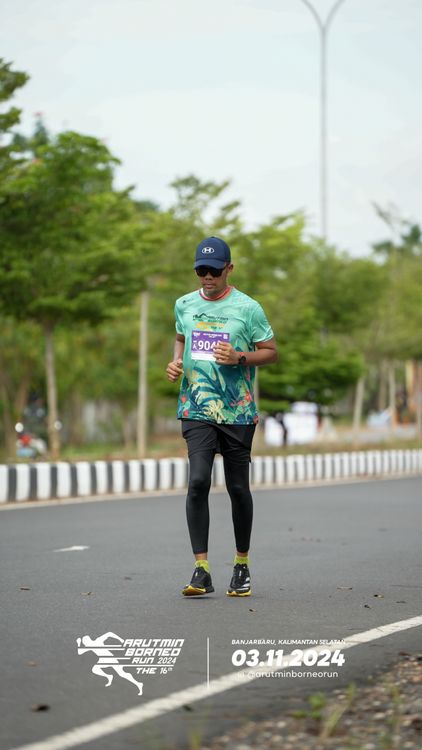 Race photo from Arutmin Borneo Run 2024