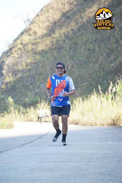 Race photo from Kelud Vertical Challenge 2024