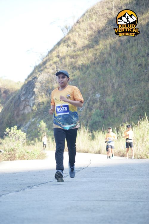 Race photo from Kelud Vertical Challenge 2024