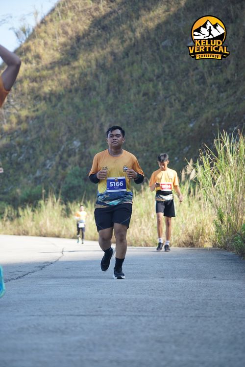 Race photo from Kelud Vertical Challenge 2024