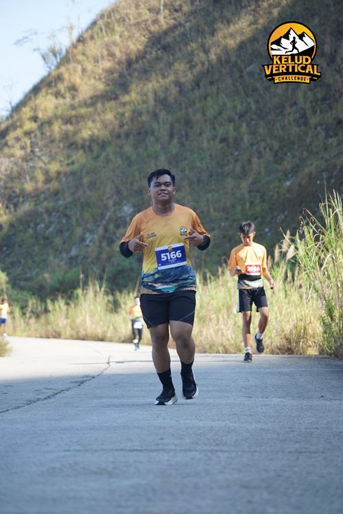 Race photo from Kelud Vertical Challenge 2024