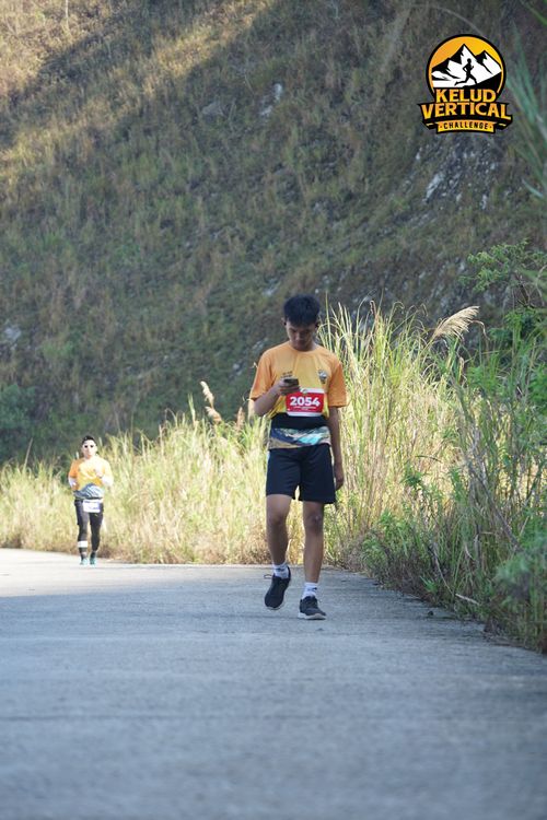 Race photo from Kelud Vertical Challenge 2024