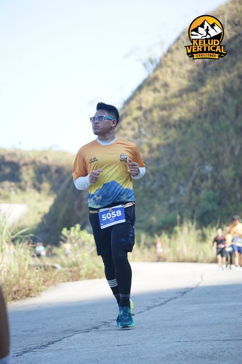 Race photo from Kelud Vertical Challenge 2024