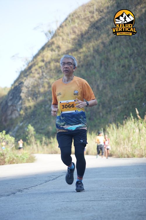 Race photo from Kelud Vertical Challenge 2024