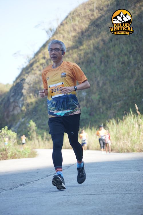 Race photo from Kelud Vertical Challenge 2024