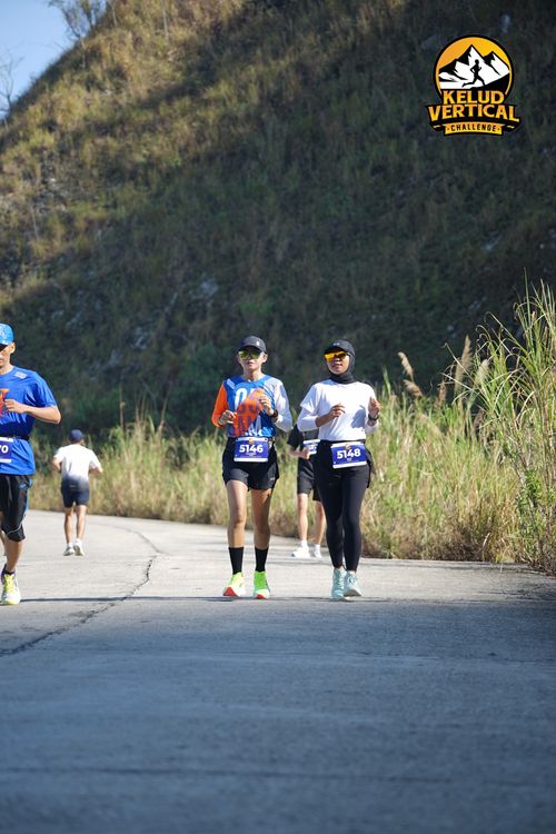 Race photo from Kelud Vertical Challenge 2024