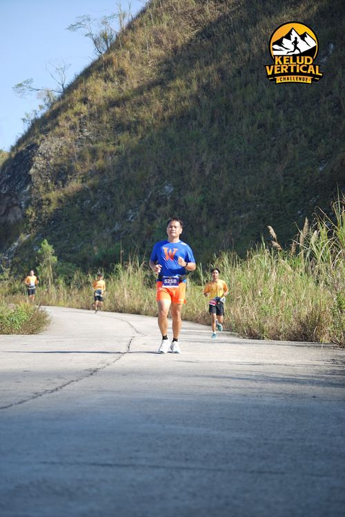 Race photo from Kelud Vertical Challenge 2024