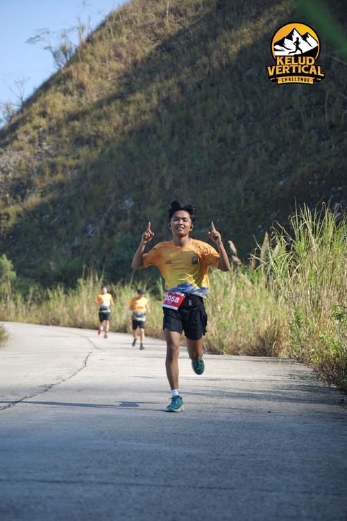 Race photo from Kelud Vertical Challenge 2024