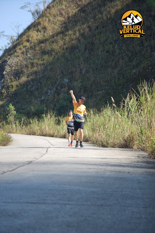 Race photo from Kelud Vertical Challenge 2024