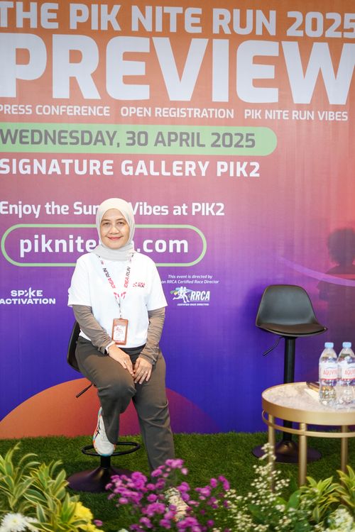 Race photo from PIK NITE RUN VIBES