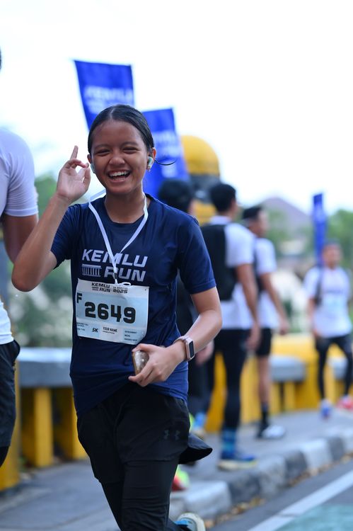 Race photo from KEMLU RUN 2025