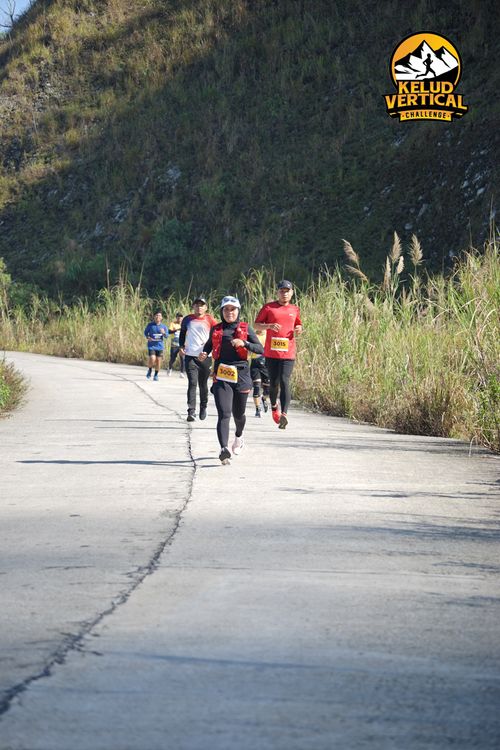 Race photo from Kelud Vertical Challenge 2024