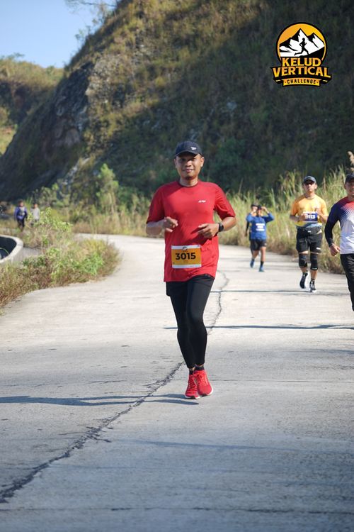 Race photo from Kelud Vertical Challenge 2024