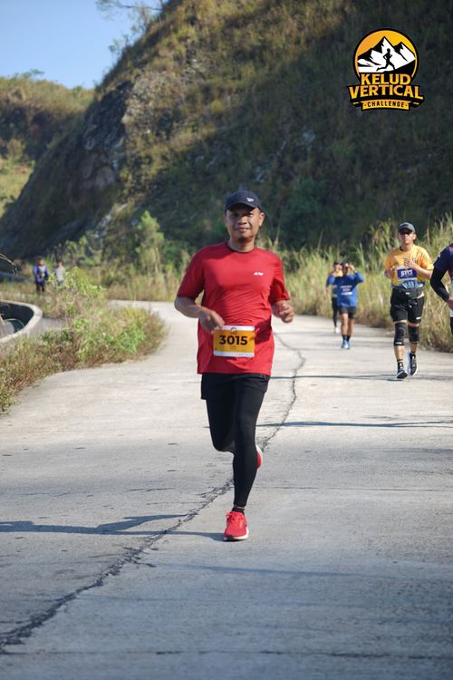 Race photo from Kelud Vertical Challenge 2024