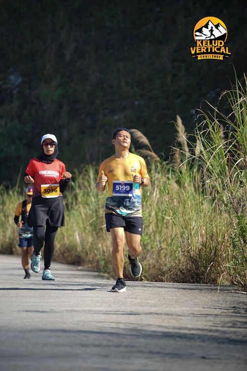 Race photo from Kelud Vertical Challenge 2024