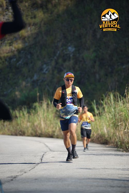 Race photo from Kelud Vertical Challenge 2024