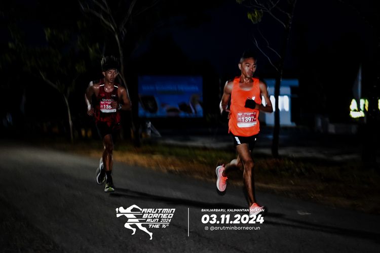 Race photo from Arutmin Borneo Run 2024