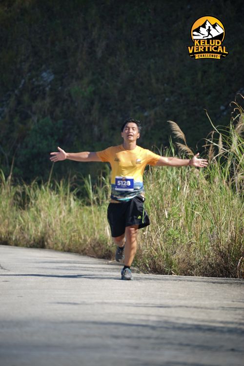 Race photo from Kelud Vertical Challenge 2024