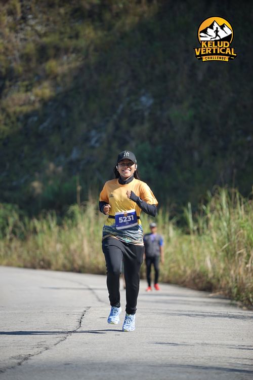 Race photo from Kelud Vertical Challenge 2024