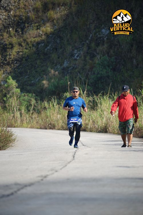 Race photo from Kelud Vertical Challenge 2024