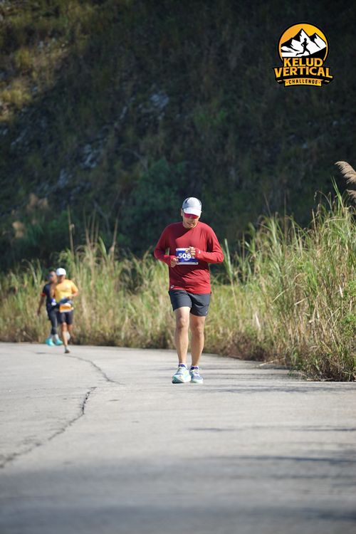 Race photo from Kelud Vertical Challenge 2024