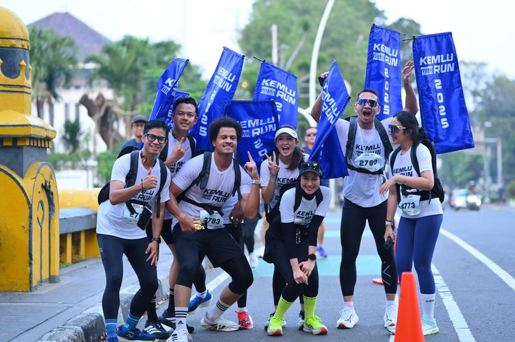 Race photo from KEMLU RUN 2025