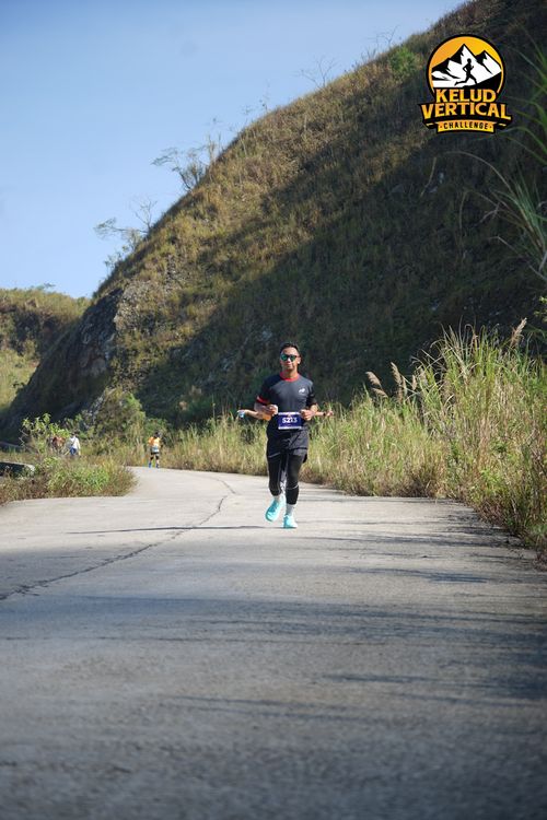 Race photo from Kelud Vertical Challenge 2024