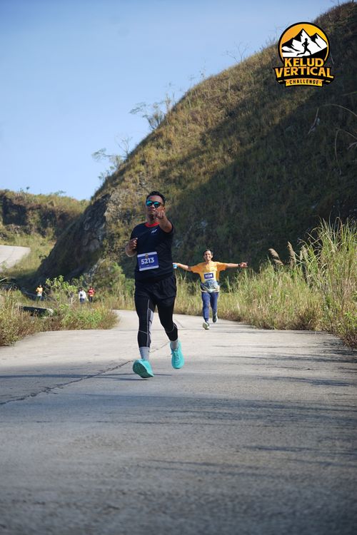Race photo from Kelud Vertical Challenge 2024