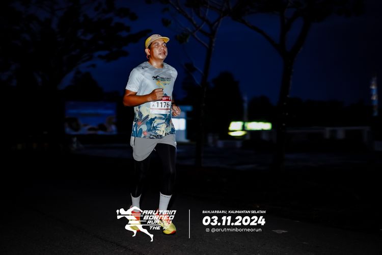 Race photo from Arutmin Borneo Run 2024
