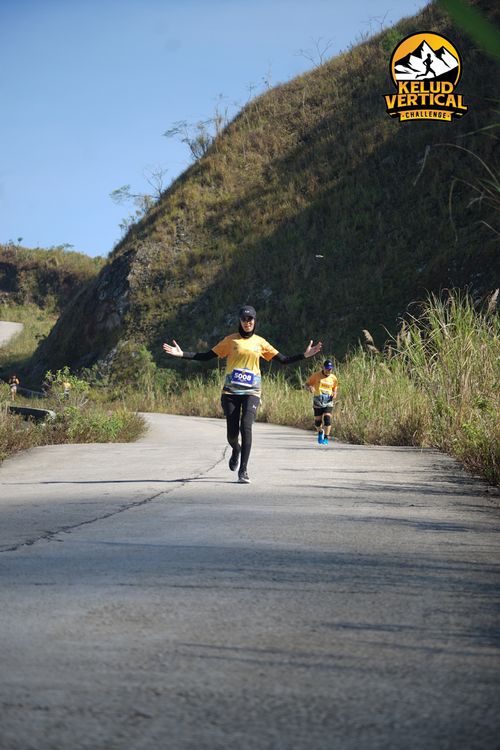 Race photo from Kelud Vertical Challenge 2024