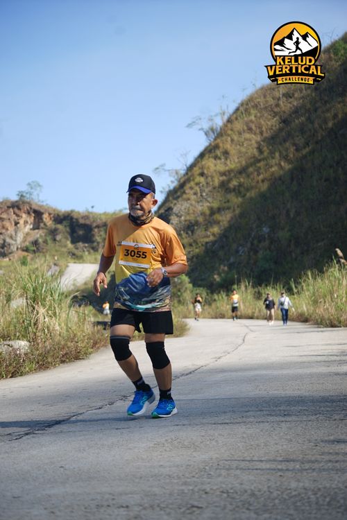 Race photo from Kelud Vertical Challenge 2024