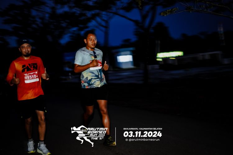Race photo from Arutmin Borneo Run 2024