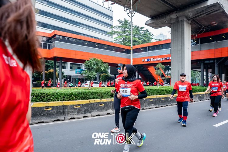 Race photo from ONE RUN 10K 2025