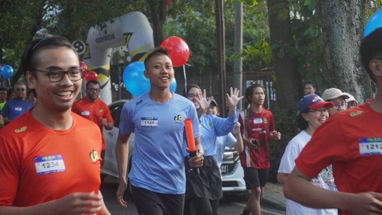 Race photo from Happy One Decade Unpad Runner