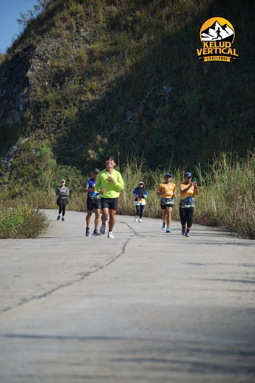Race photo from Kelud Vertical Challenge 2024