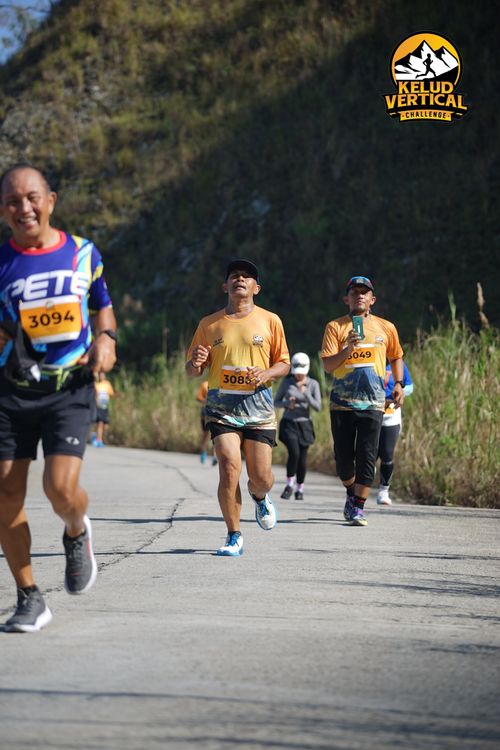 Race photo from Kelud Vertical Challenge 2024