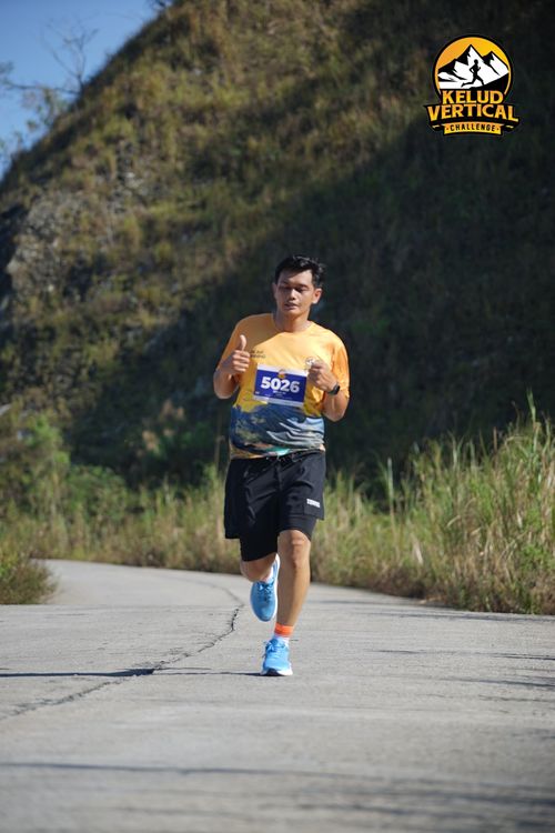 Race photo from Kelud Vertical Challenge 2024