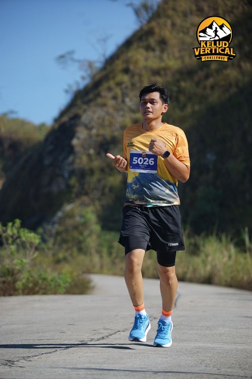 Race photo from Kelud Vertical Challenge 2024