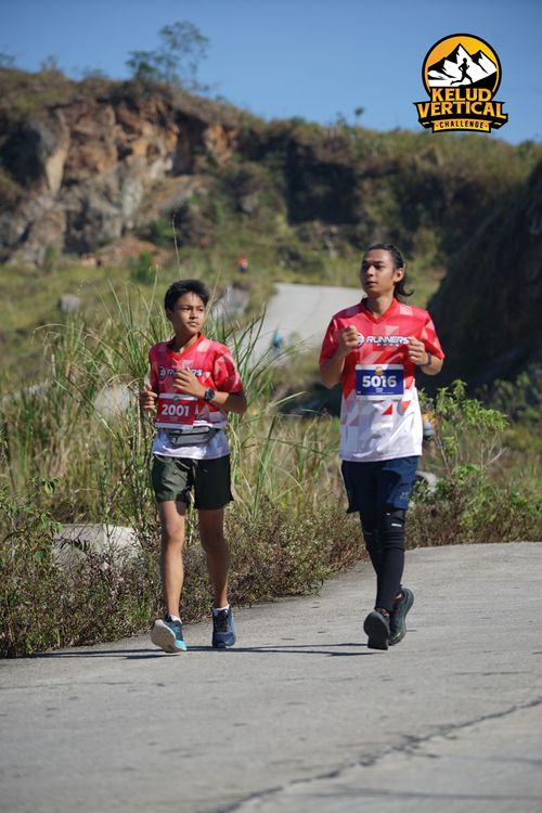 Race photo from Kelud Vertical Challenge 2024