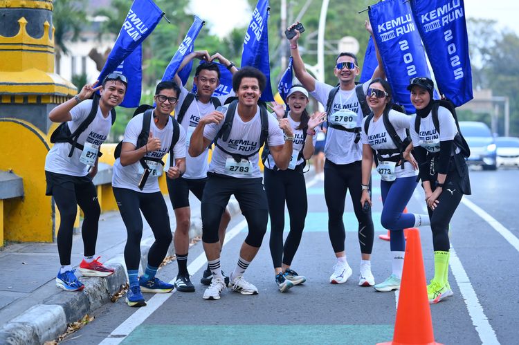 Race photo from KEMLU RUN 2025