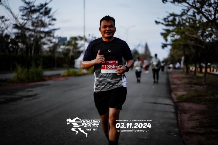 Race photo from Arutmin Borneo Run 2024